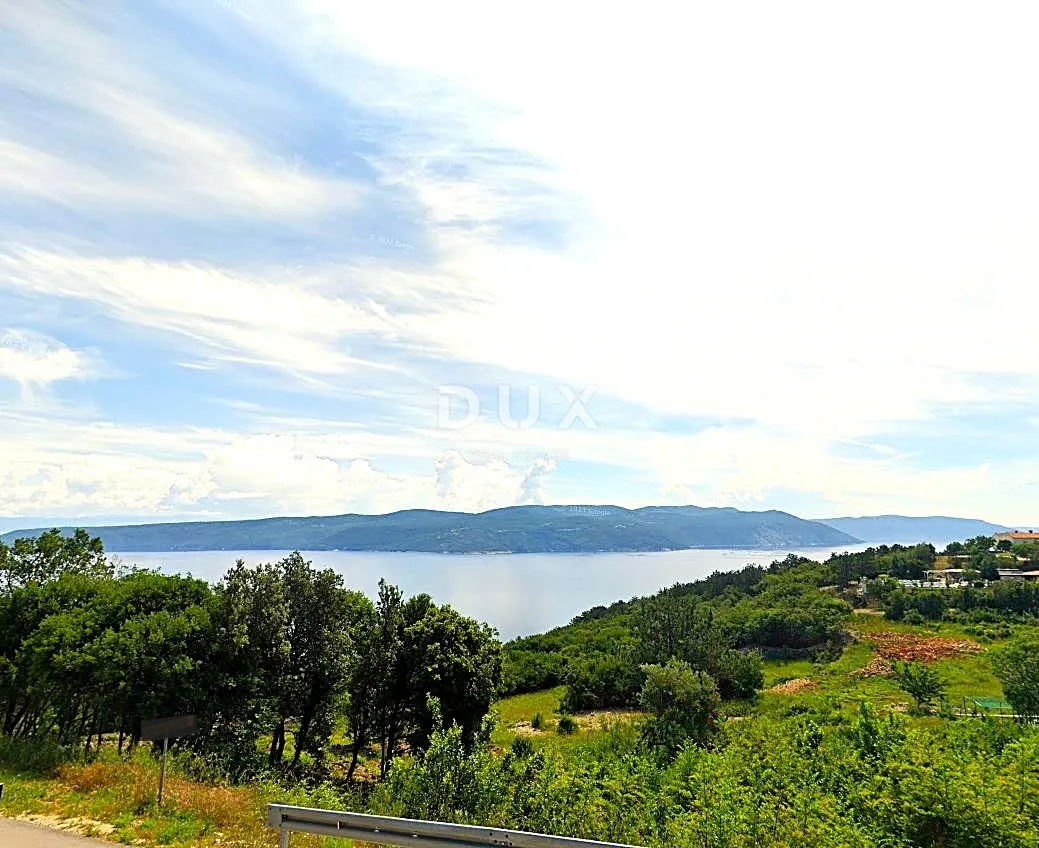 ISTRA, LABIN - Zemljište s pogledom na more i građevinskom dozvolom - Rabac, Labin