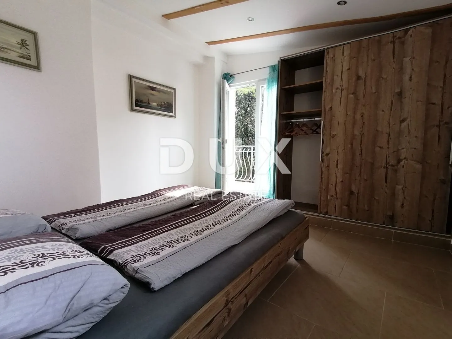 istra, rovinj apartmanska kuća na samo 40m od mora! - slika 14
