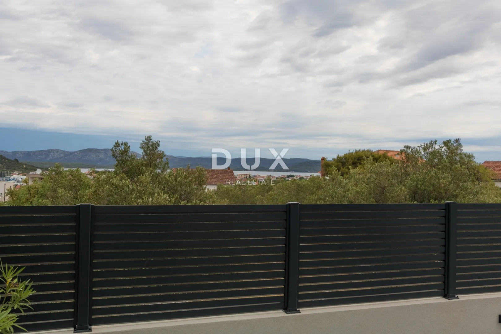 dalmacija, murter - dvosobno prizemlje s pogledom na more - slika 8