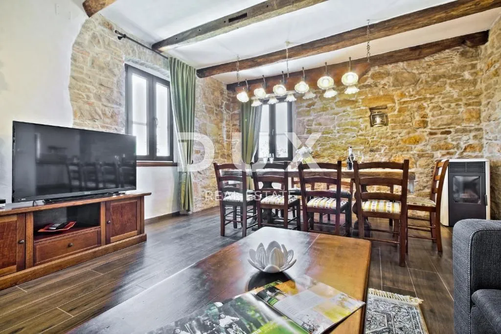 istra, umag, savudrija - kamena samostojeća vila na osami - slika 10