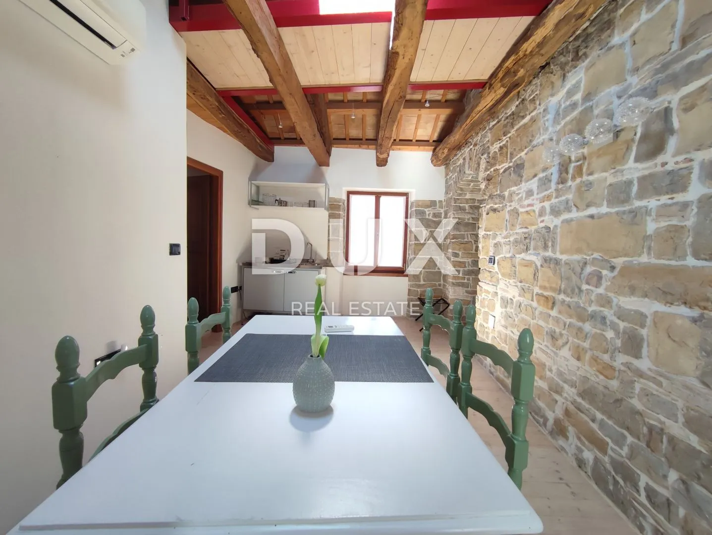 istra, oprtalj - autohtona kamena ljepotica s 3 apartmana - slika 24