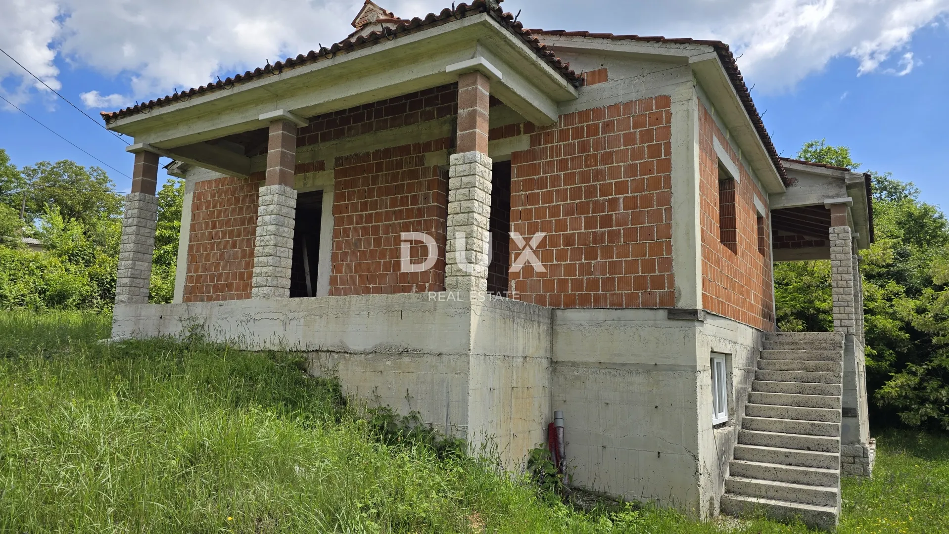istra, gračišće - ekskluzivna privatnost, mir i otvoreni pogled – kuća s velikom okućnicom - slika 5