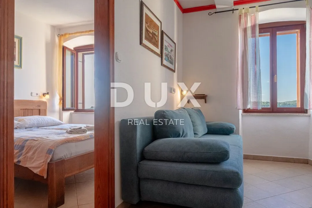 istra, rovinj - 1ss+db stan smješten prvi red do mora s privatnom plažom - slika 6