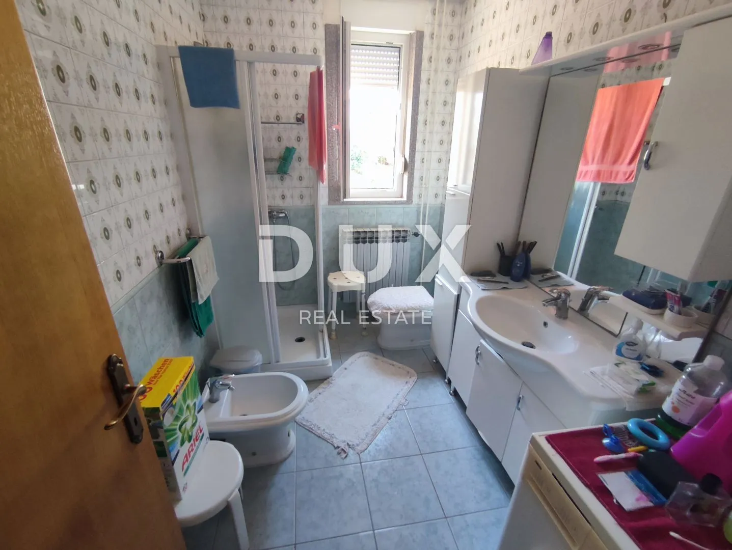 istra, pula - prostrana kuća od 673 m2 s pogledom na more - slika 17