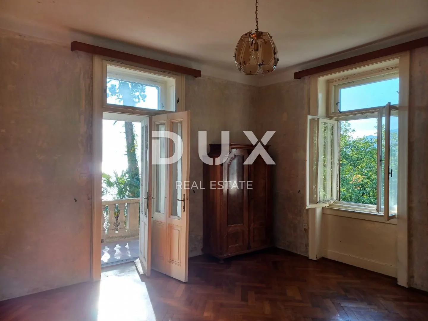 opatija, centar, vila, 484 m2, dva stana, 2. red do mora - slika 86