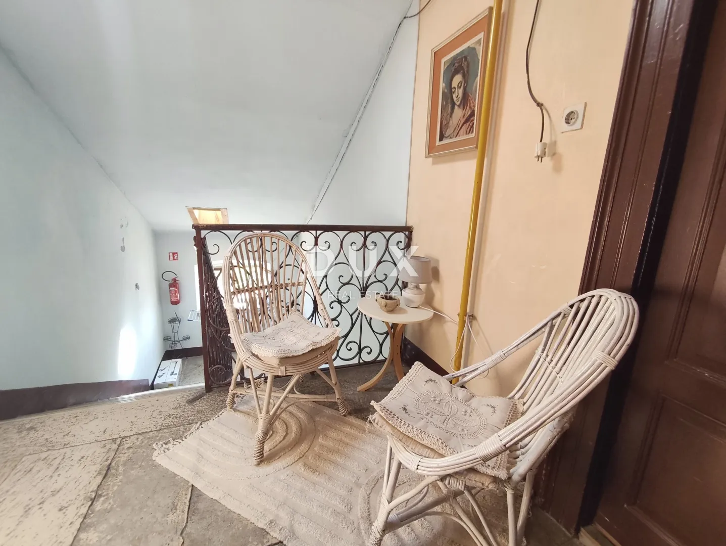 istra, pula – prostoran stan u centru grada - slika 27