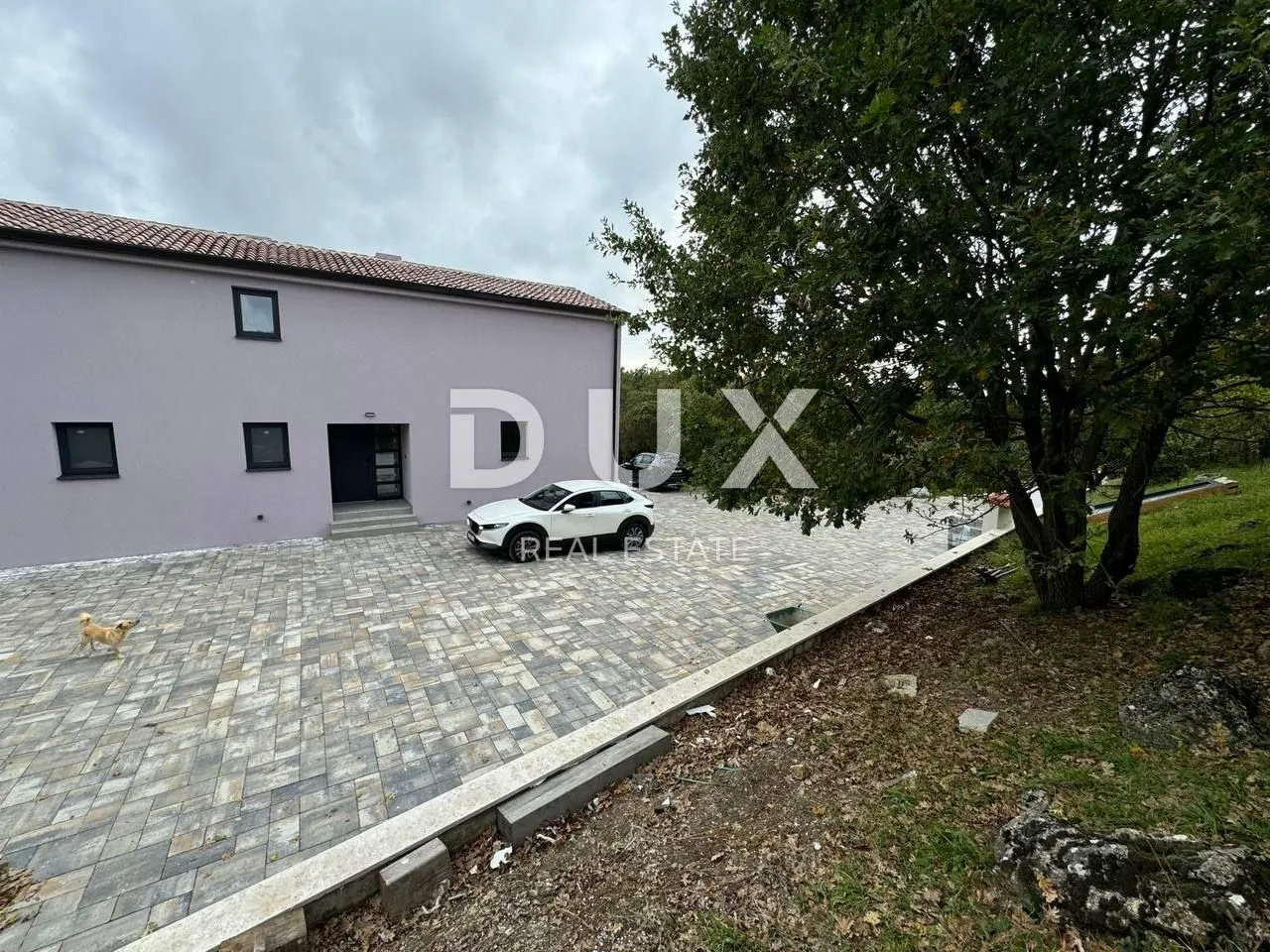 istra, gračišće - novogradnja s prostranom okućnicom - slika 2