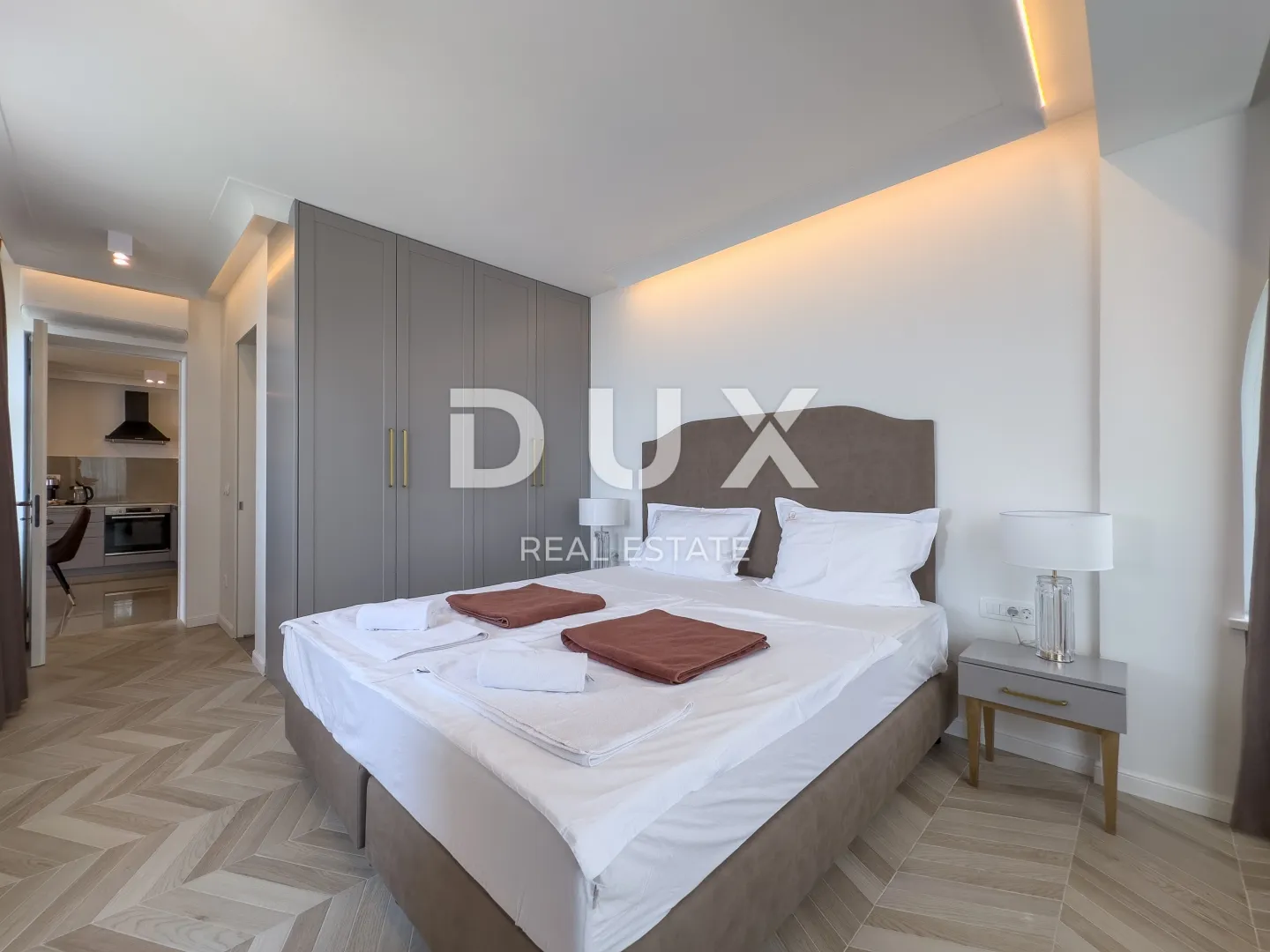 opatija, lovran - ekskluzivan stan s panoramskim pogledom i bazenom - slika 10