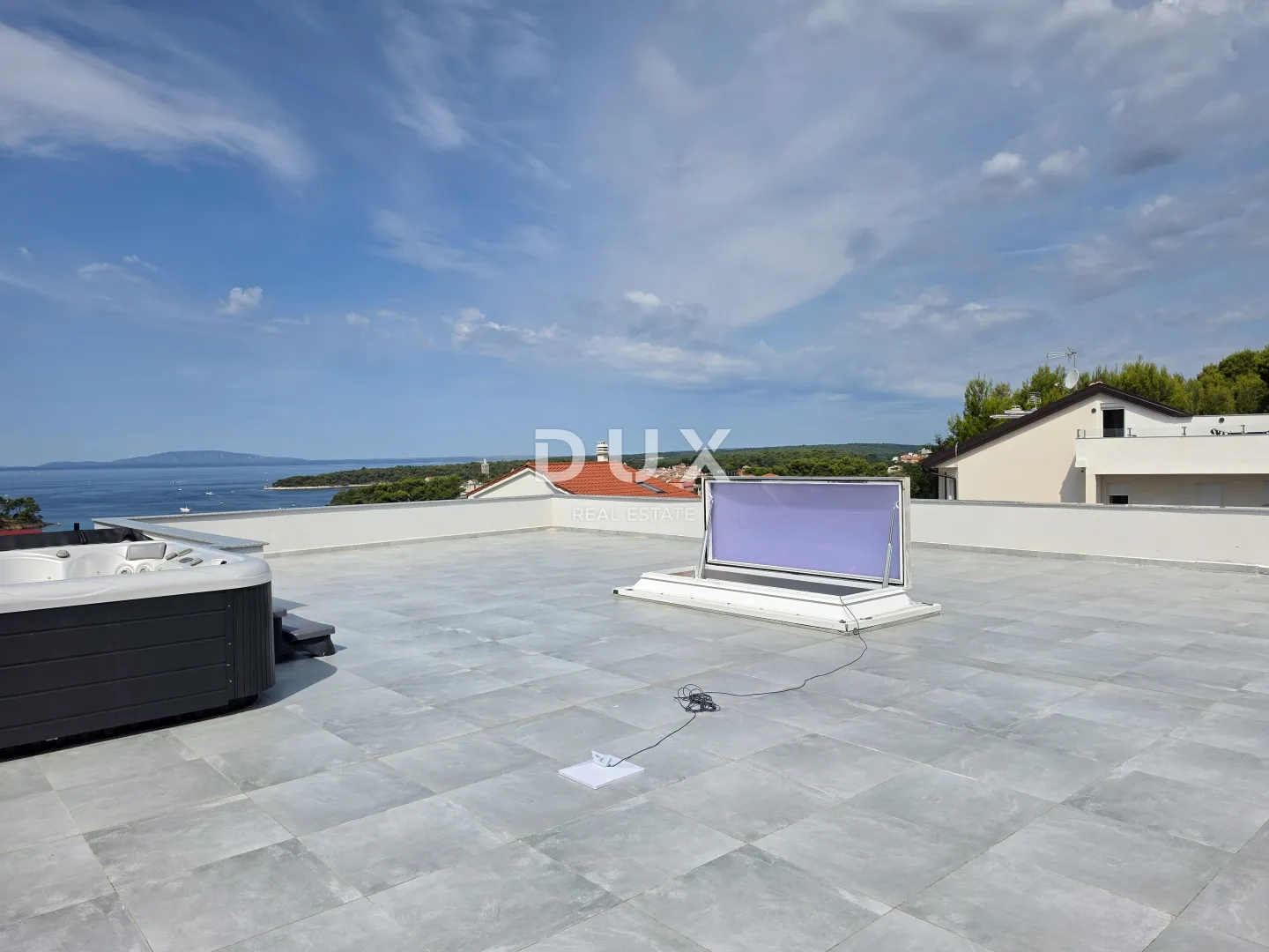otok rab, banjol - luksuzni penthouse s 360° pogledom - slika 16