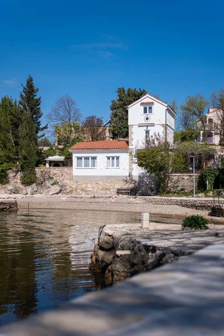 zadar, maslenica - posebna kuća u 1. redu do mora! - slika 4