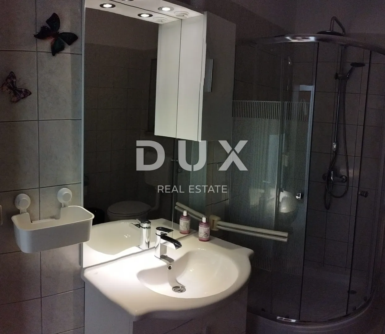 istra, pula - apartmanska kuća - slika 16