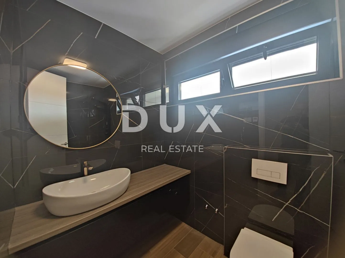 grad krk, centar - dvoetažni penthouse s bazenom i panoramskim pogledom - slika 21