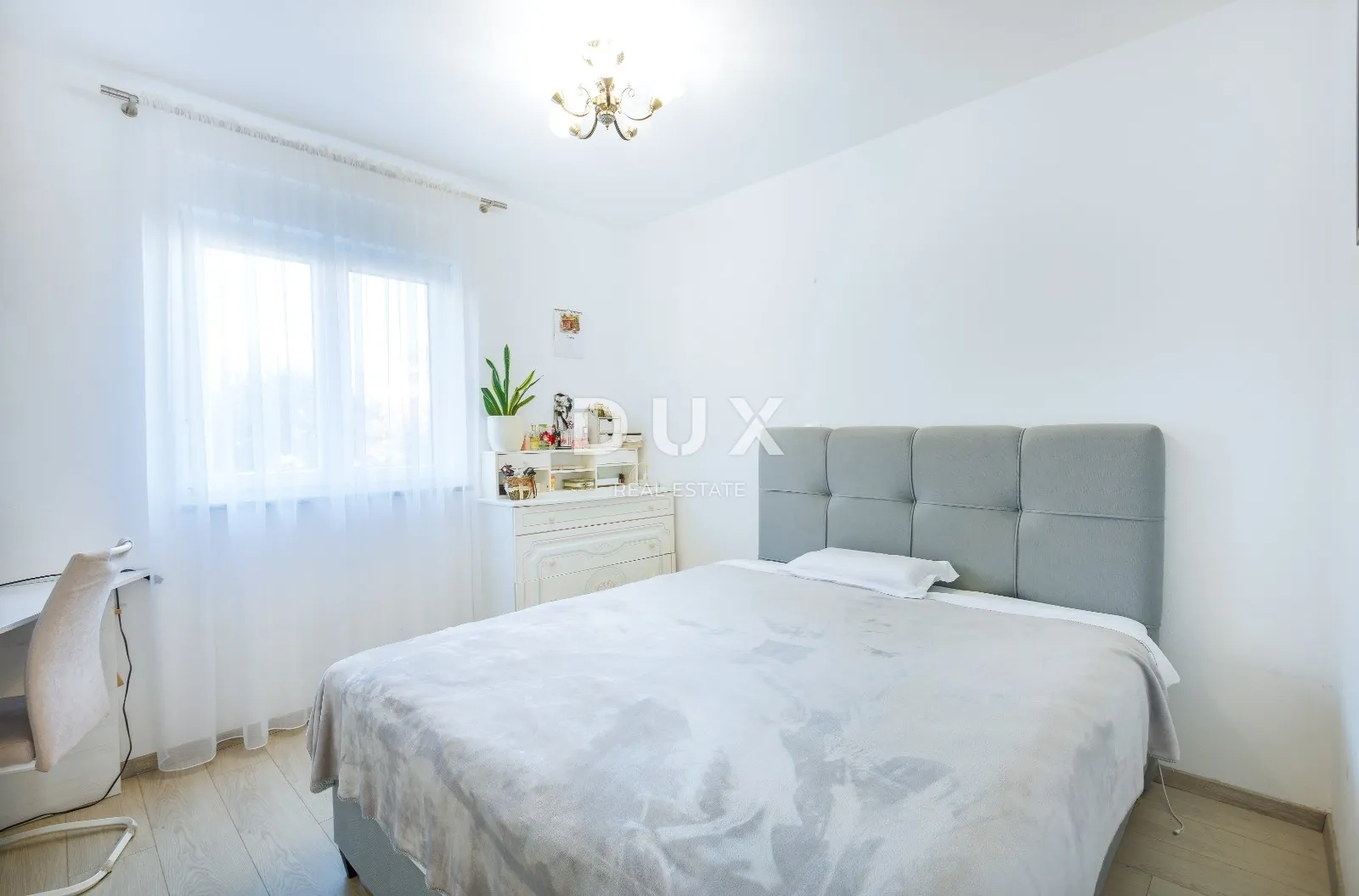 istra, pula - stan 3ss + apartman od 34m2 i 3 parkirna mjesta - slika 15