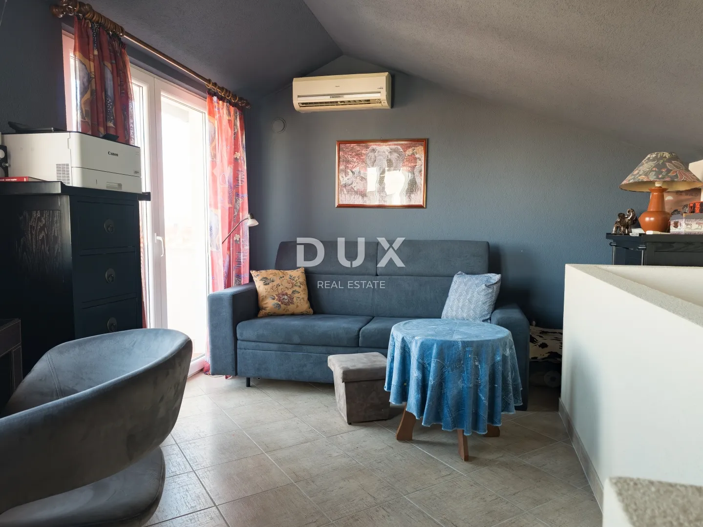 vodice, obrove, vila, 291,76 m2, tri etaže, dvorište - slika 21