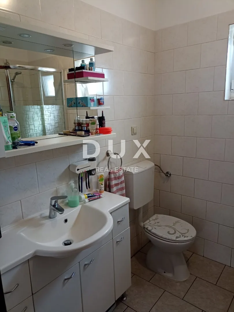 biograd na moru - ekskluzivna prilika – kuća s 4 apartmana i prostranim stanom – centar! - slika 32