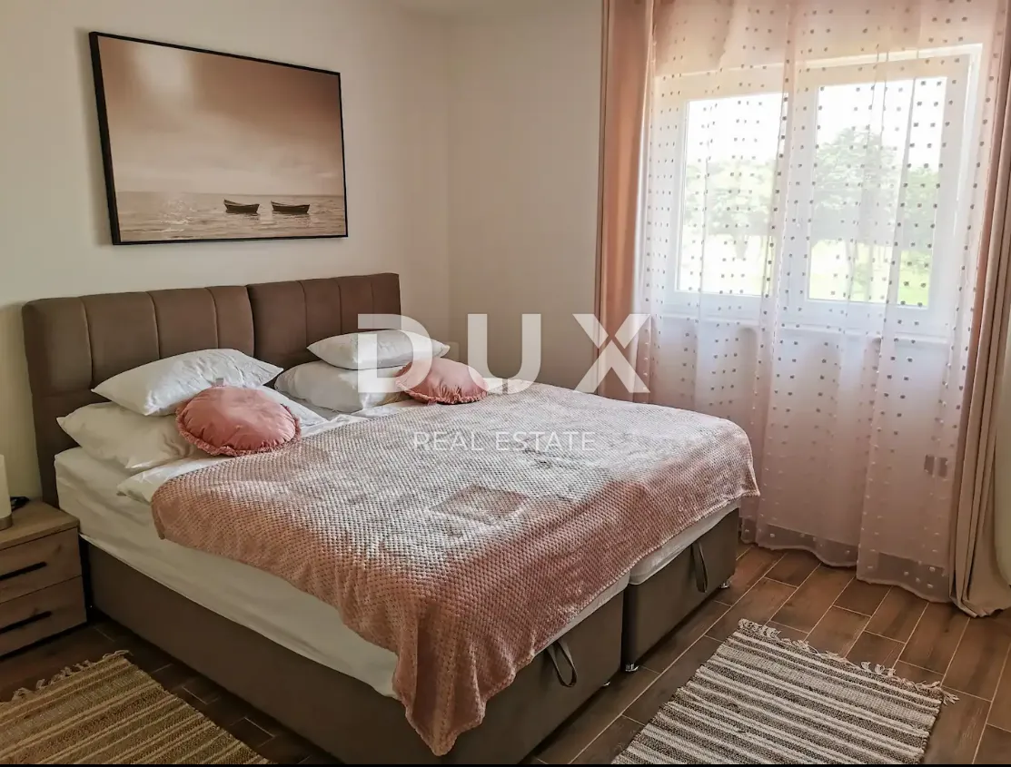 istra, barban - luksuzna vila s pomoćnim objektom - slika 47