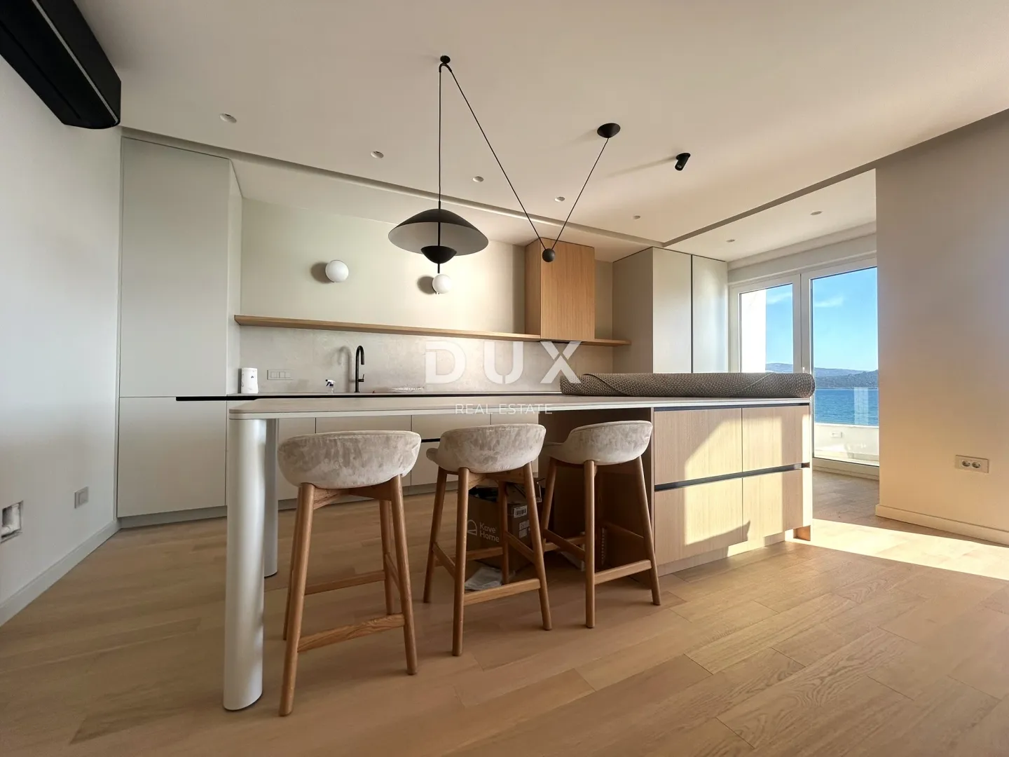 šibenik, žaborić - dizajnerski penthouse 1.red uz more - slika 7