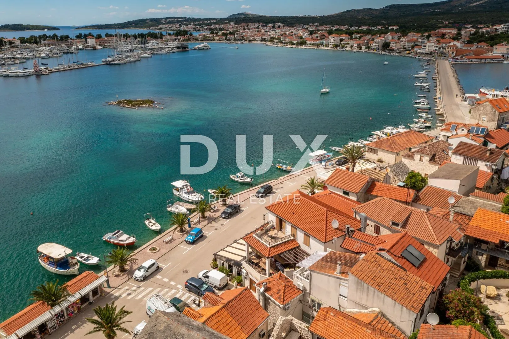 šibenik, rogoznica - predivna kamena kuća i restoran uz more - slika 18