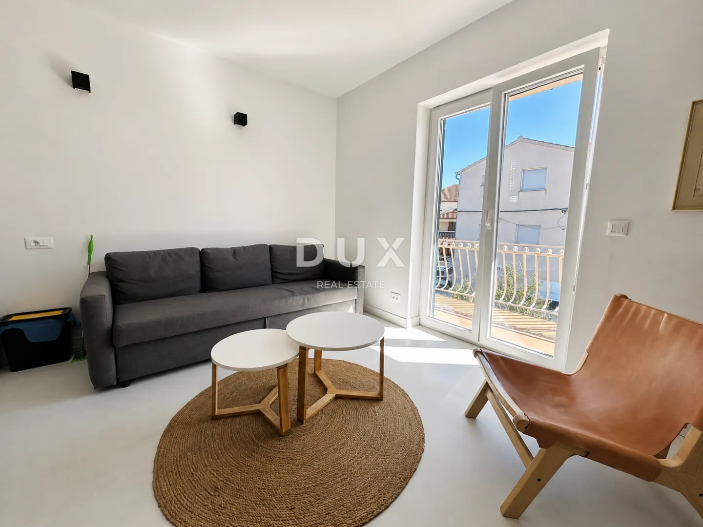 dalmacija, vodice – privatni mini resort s 4 apartmana i bazenom, 300 m od centra - slika 57