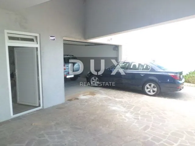 otok krk - ekskluzivna vila sa bazenom - slika 20