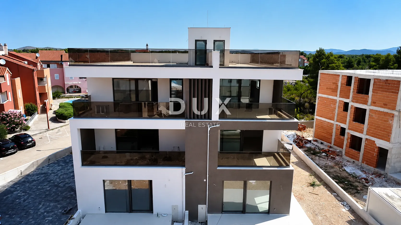 vodice, srima – penthouse s krovnom terasom, pogledom na more i liftom - slika 19