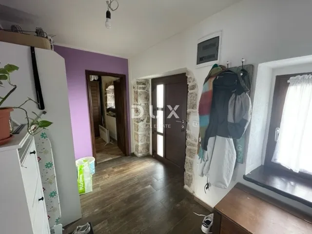 istra, labin - renovirana kamena kuća s dvije stambene jedinice - slika 27