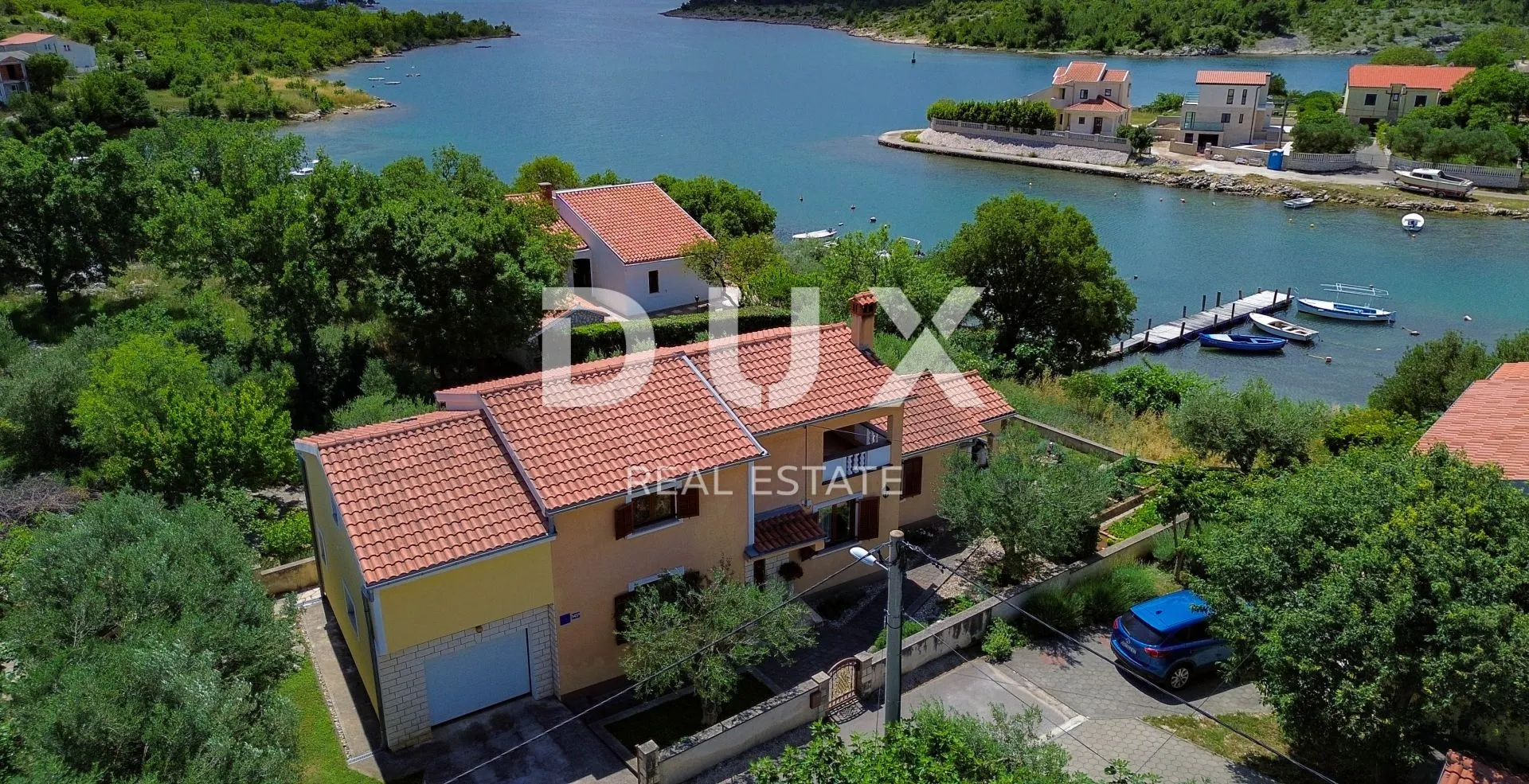 ribnica, obrovac - prilika! kuća 1. red do mora + brod i vez - slika 4