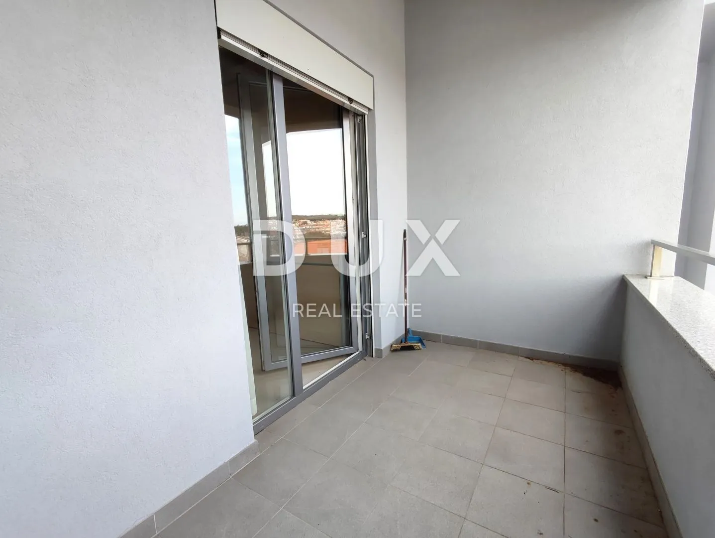 istra, pula - penthouse s pogledom na more blizu plaže - slika 14