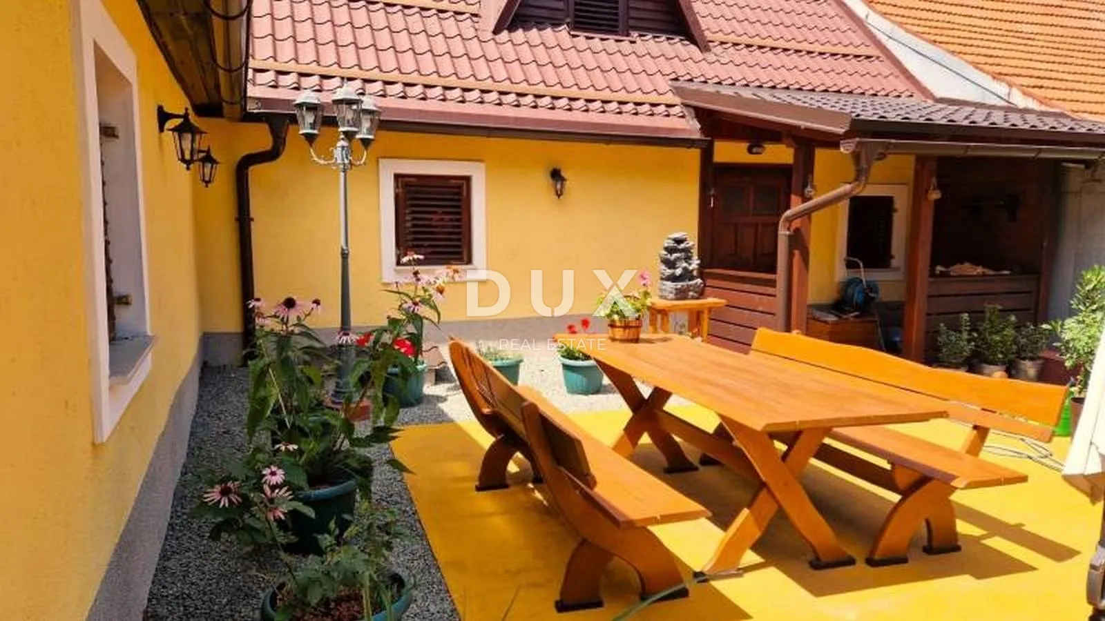 gorski kotar, vrata - 3-sobna kuća, 260m2 - slika 2