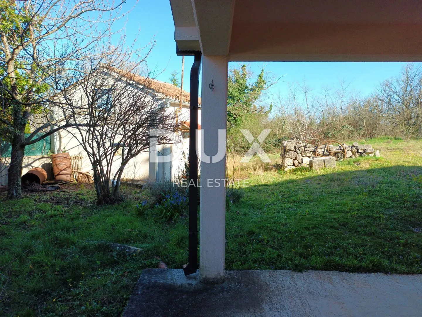 istra, labin - prostrana kuća na pogodnoj lokaciji - slika 5
