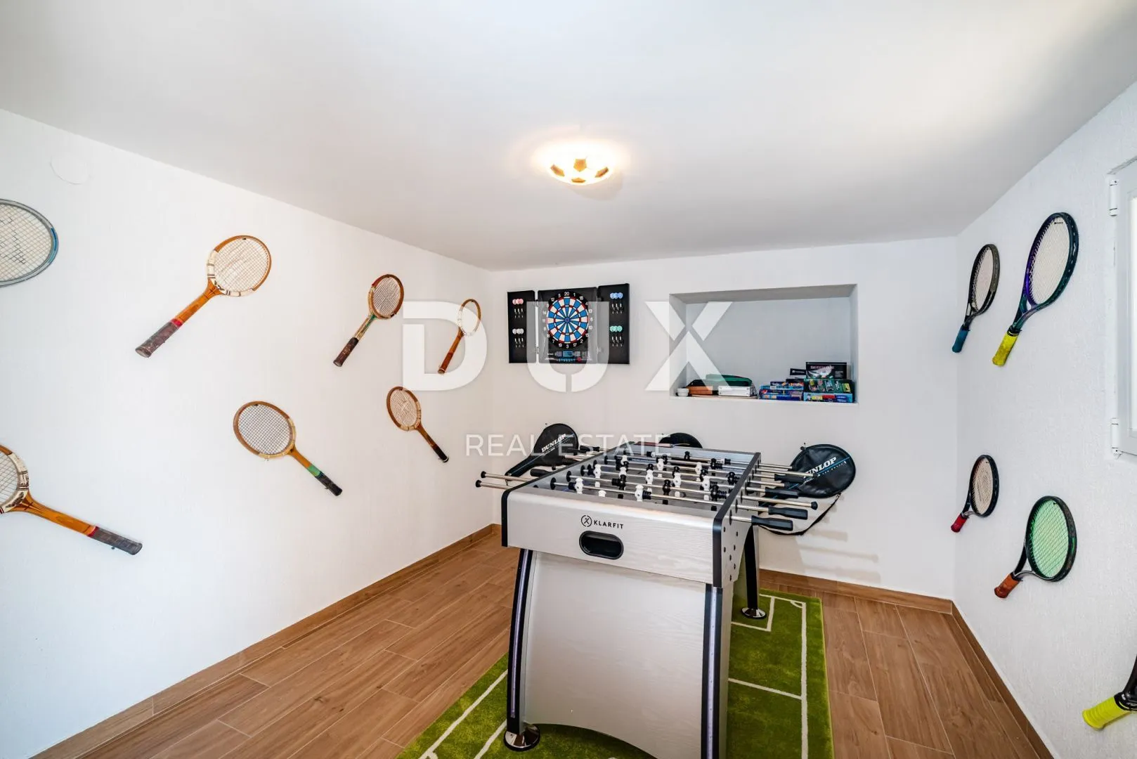 zadar, novigrad - prekrasna vila s bazenom u blizini mora - slika 26