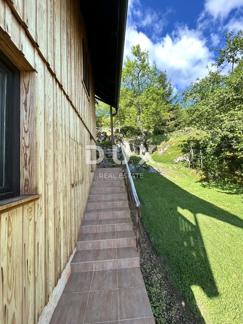 otočac, sinac - kuća na izuzetnoj lokaciji - slika 8