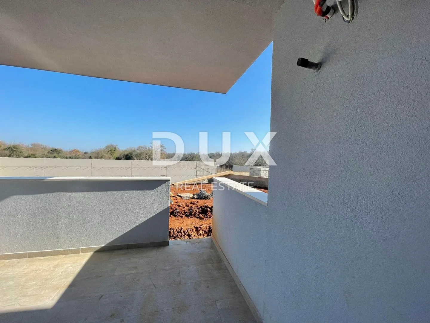 istra, pula- stan u prizemlju + vrt od 205 m2! - slika 21