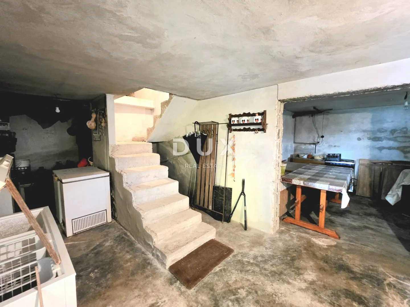 istra, pazin, obiteljska kuća, 250 m2, za obnovu - slika 43
