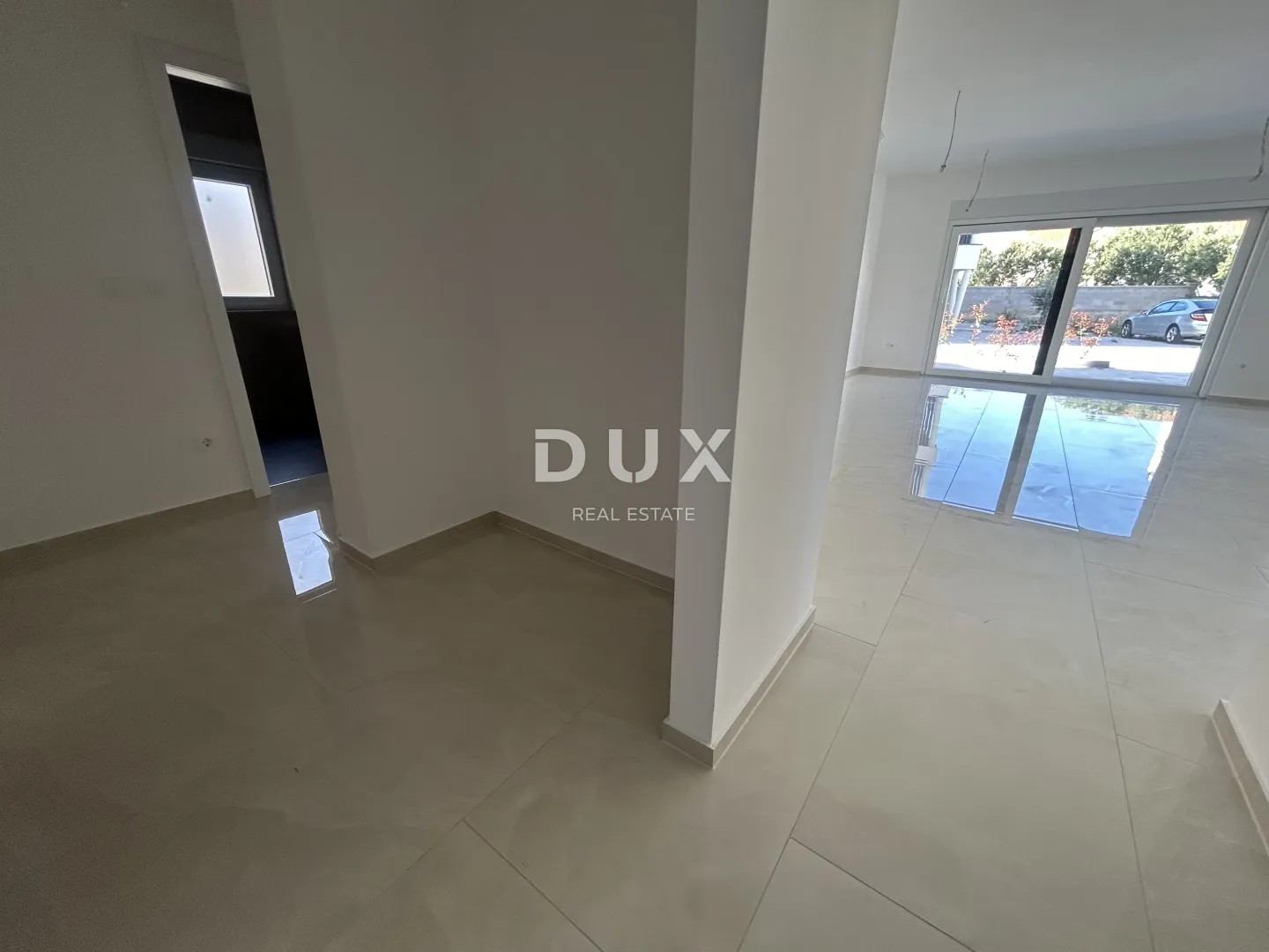 šibenik, vodice – stan u prizemlju sa 121 m² vrta, 2 parkinga, novogradnja - slika 20