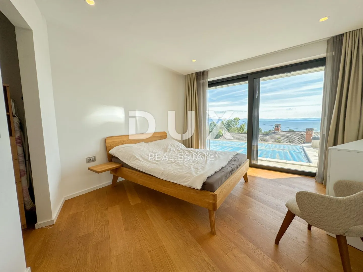 opatija, centar, četverosoban stan, 158 m2, s privatnim bazenom - slika 24