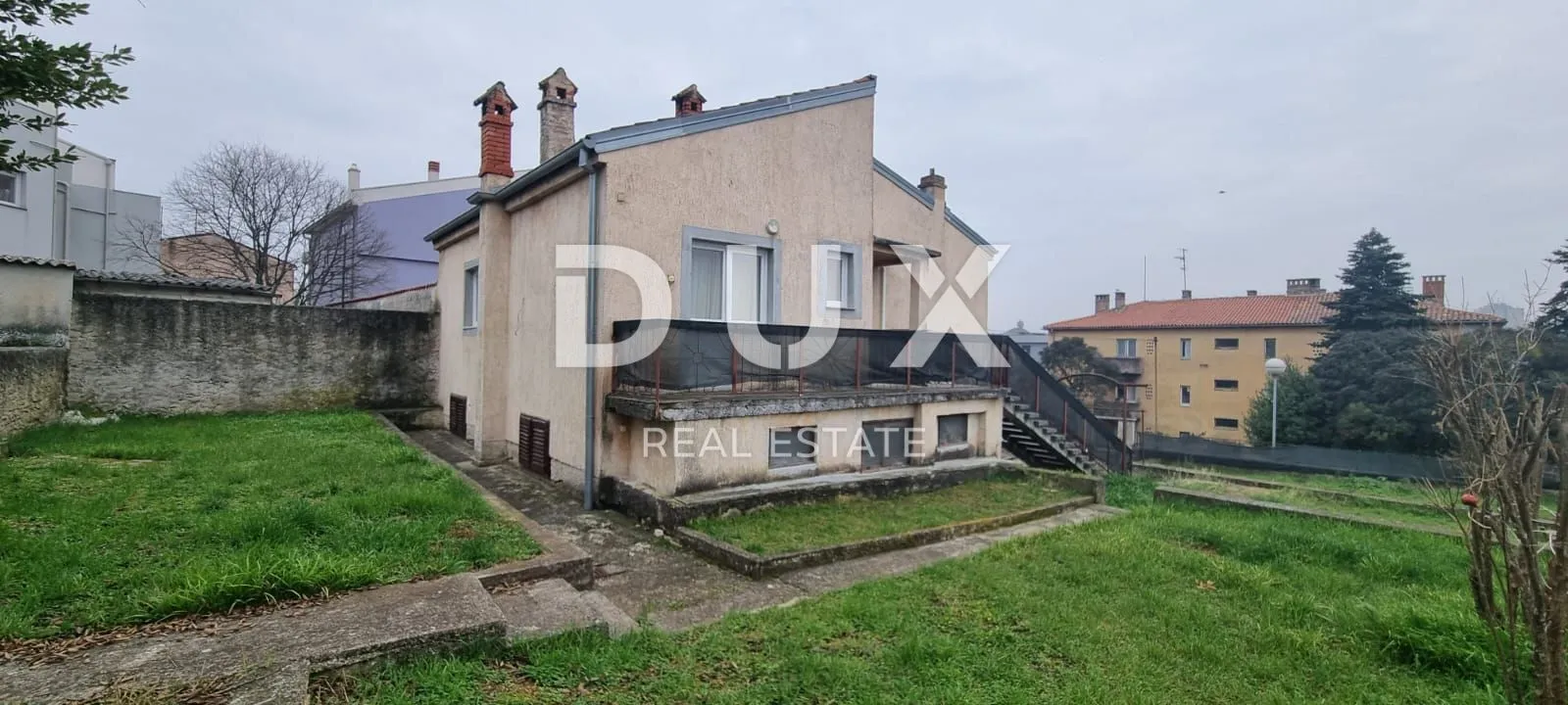 istra, pula kuća s potencijalom u centru grada! - slika 3