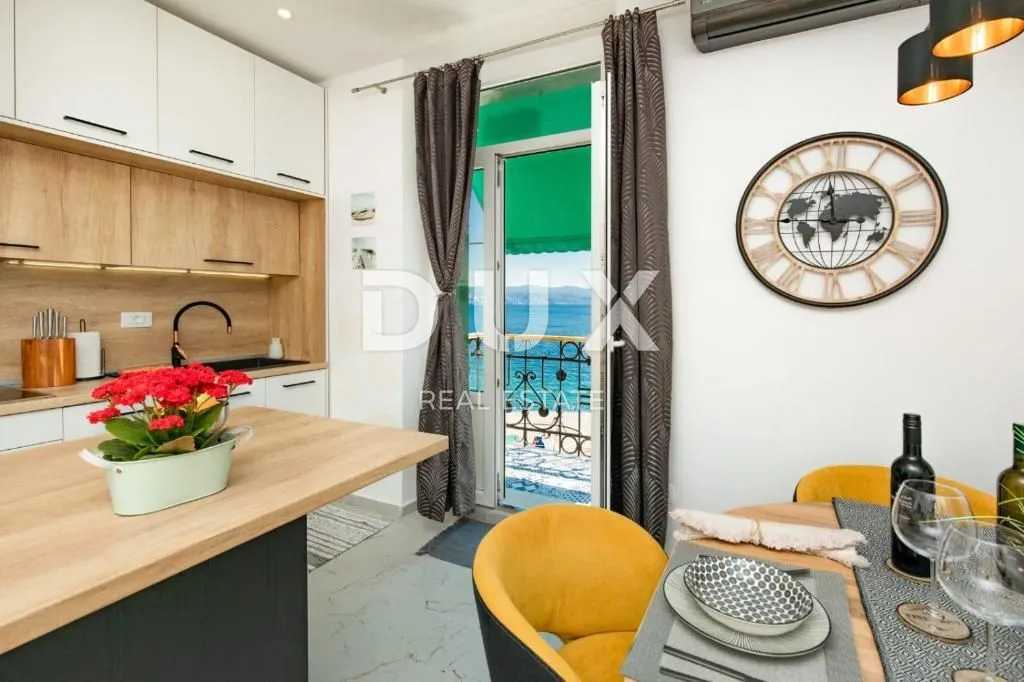 opatija, centar - stan 20 m od mora s 2 balkona - slika 6