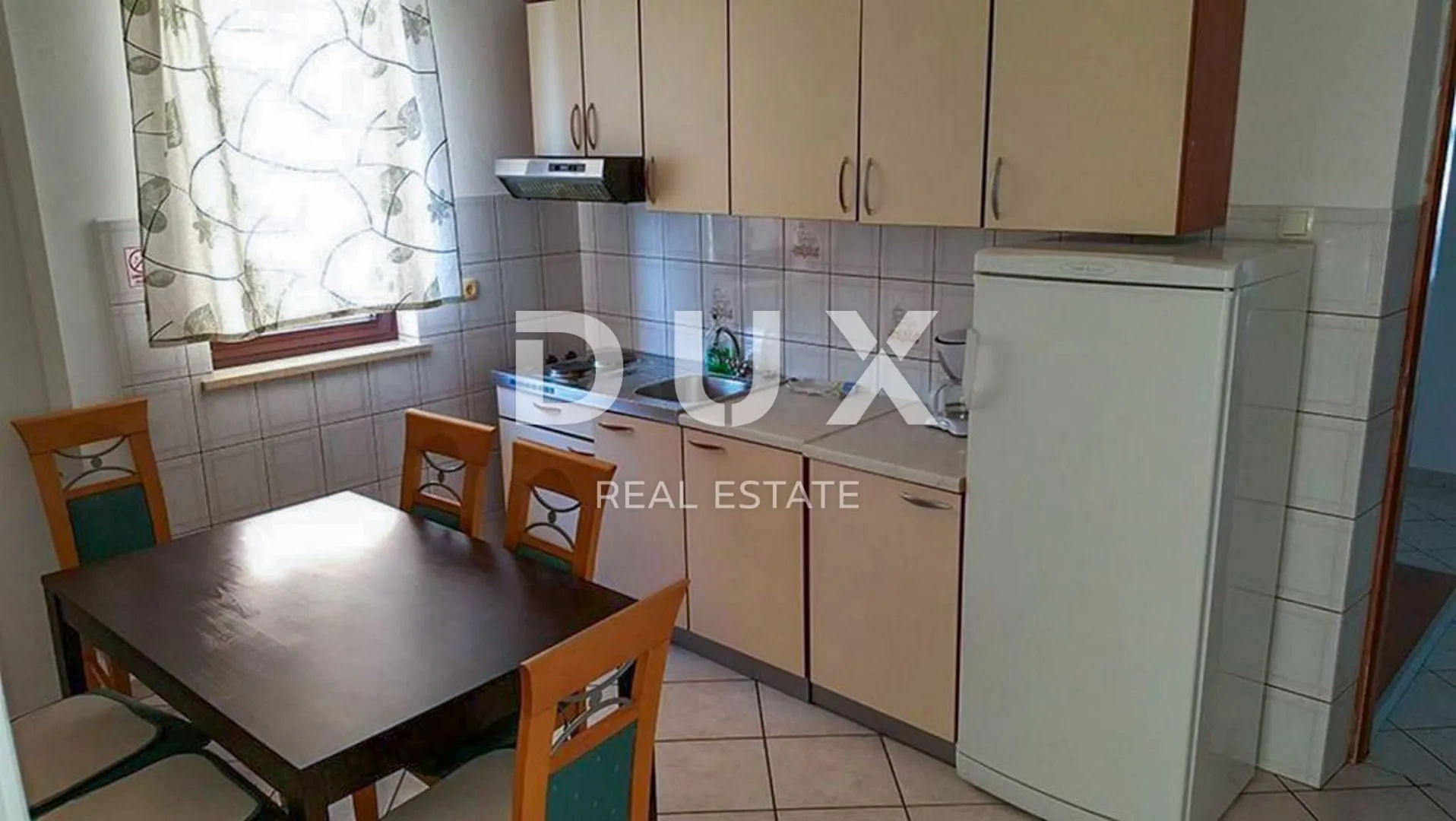 otok rab, lopar - kuća sa 6 apartmana pored rajske plaže - slika 18