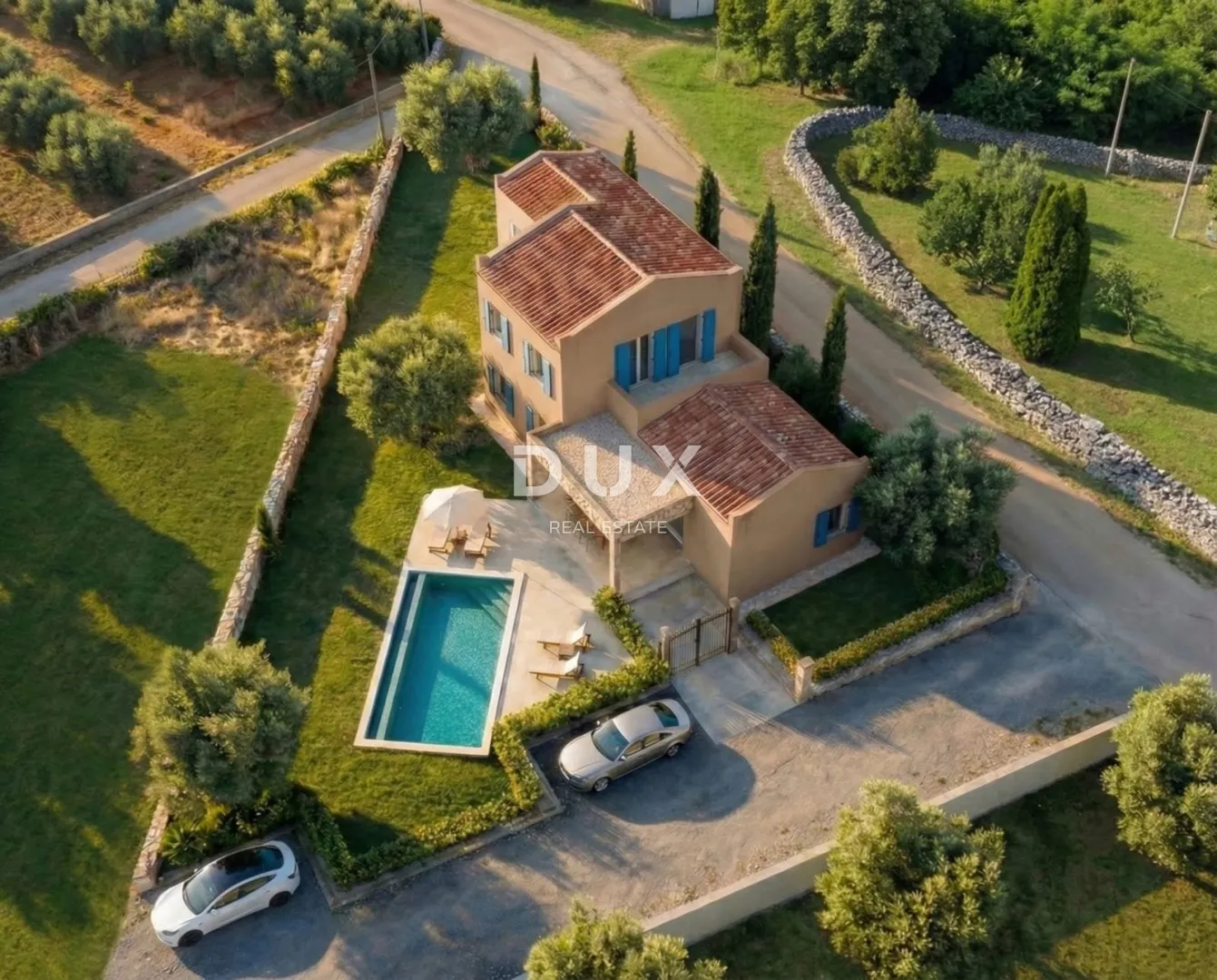 istra, labin - građevinsko zemljište s dozvolom za kuću s bazenom - slika 2