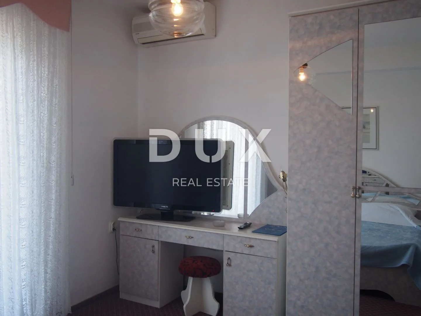 otok pag, pag - prostrani hotel i 1271m2 terena 1. red do mora - slika 28