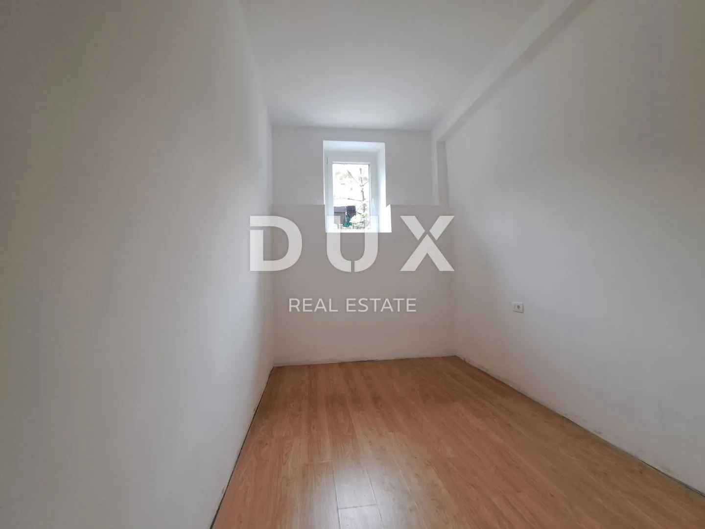 opatija, centar - stan u centru od 108 m2, drugi red do mora s garažom - slika 11