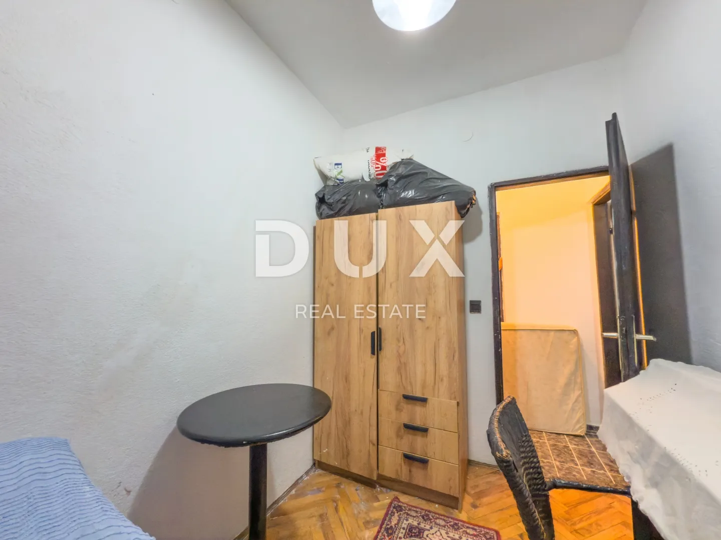 otok krk, baška - kuća s 5 apartmana i velikom okućnicom - slika 64
