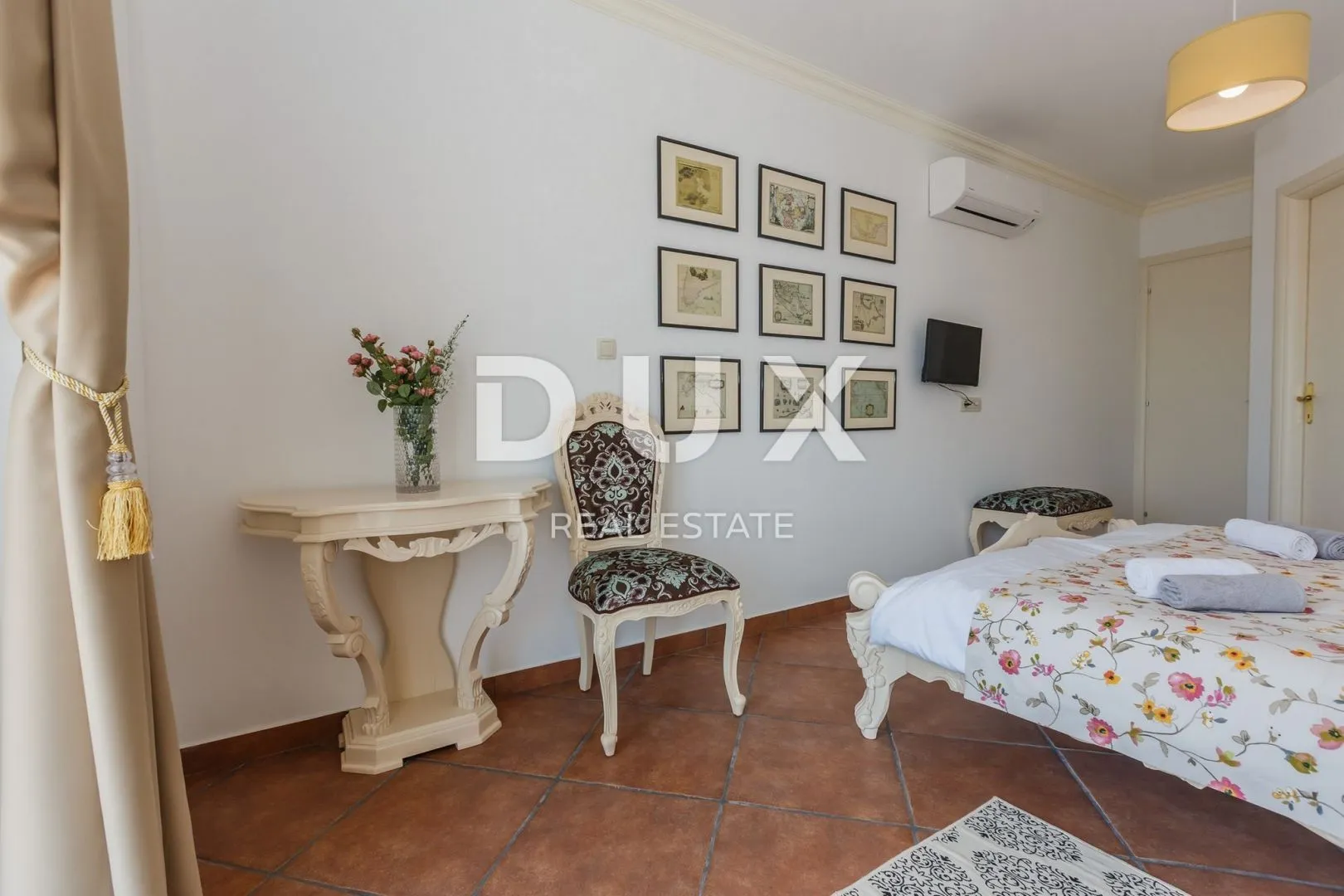 trogir, marina - prekrasna luksuzna vila pokraj mora - slika 27