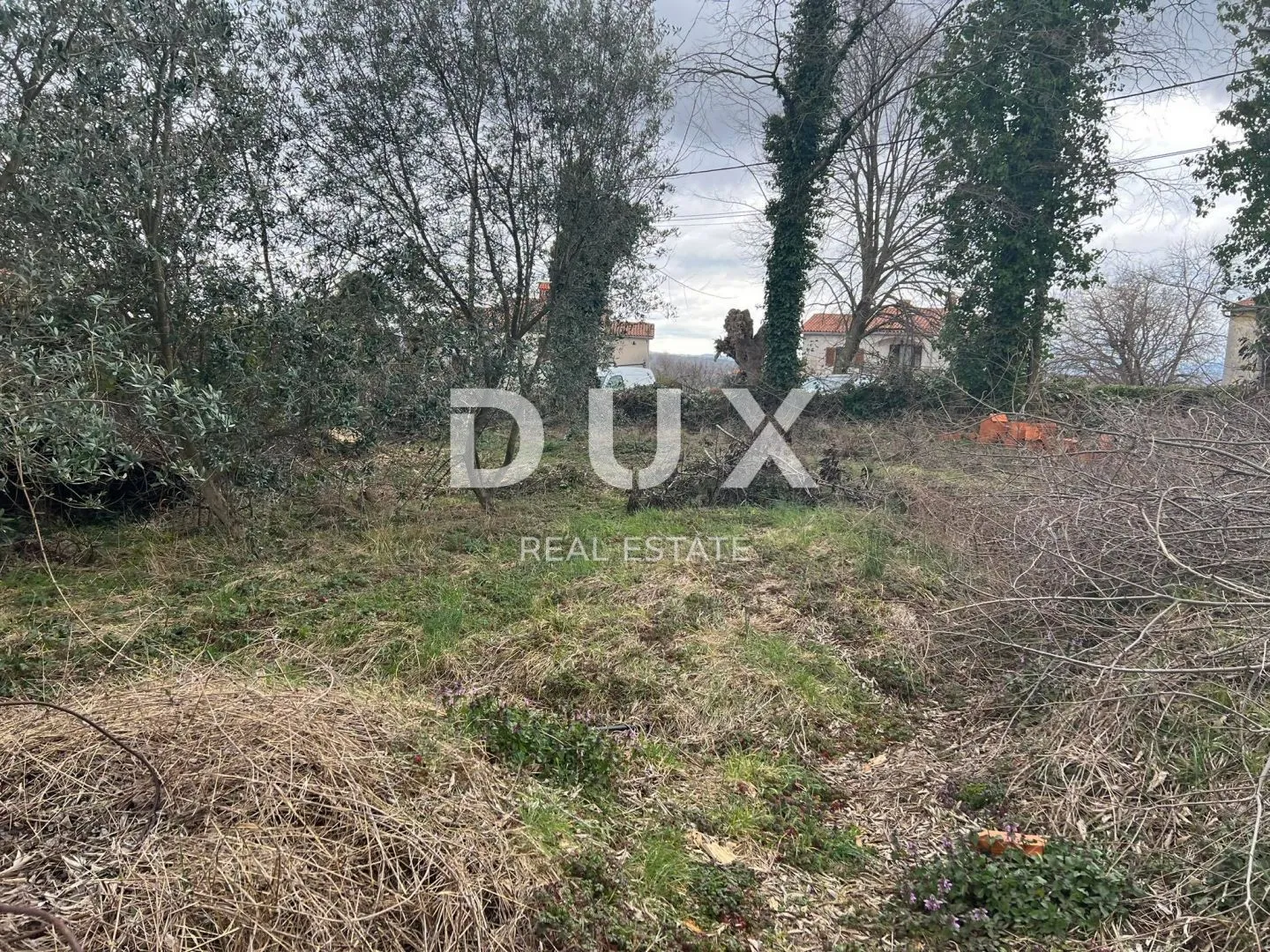 istra, labin - građevinsko zemljište s ucrtanim objektom - slika 2