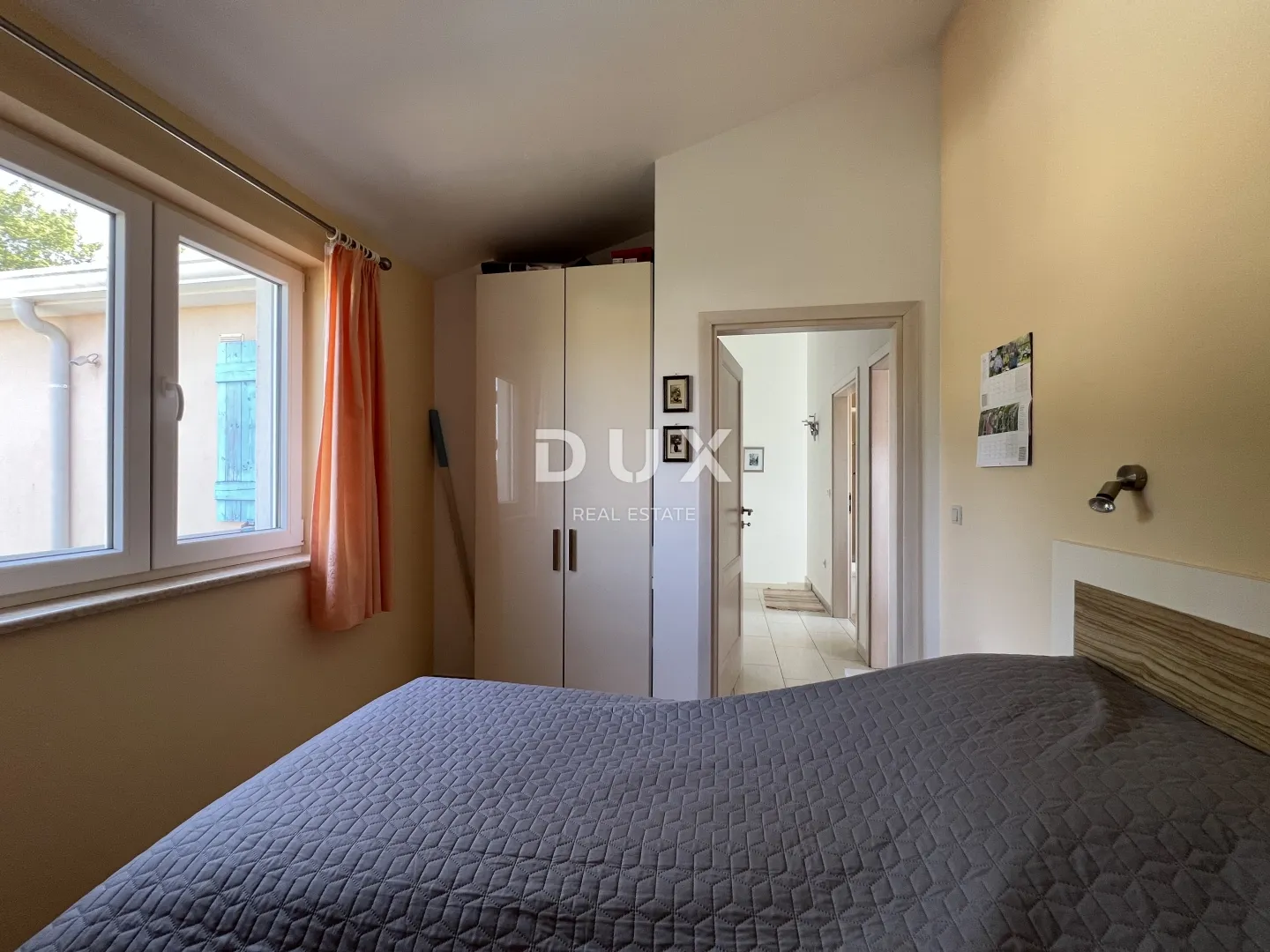istra, poreč, samostojeća kuća, 180 m2, dva stana, bazen - slika 22