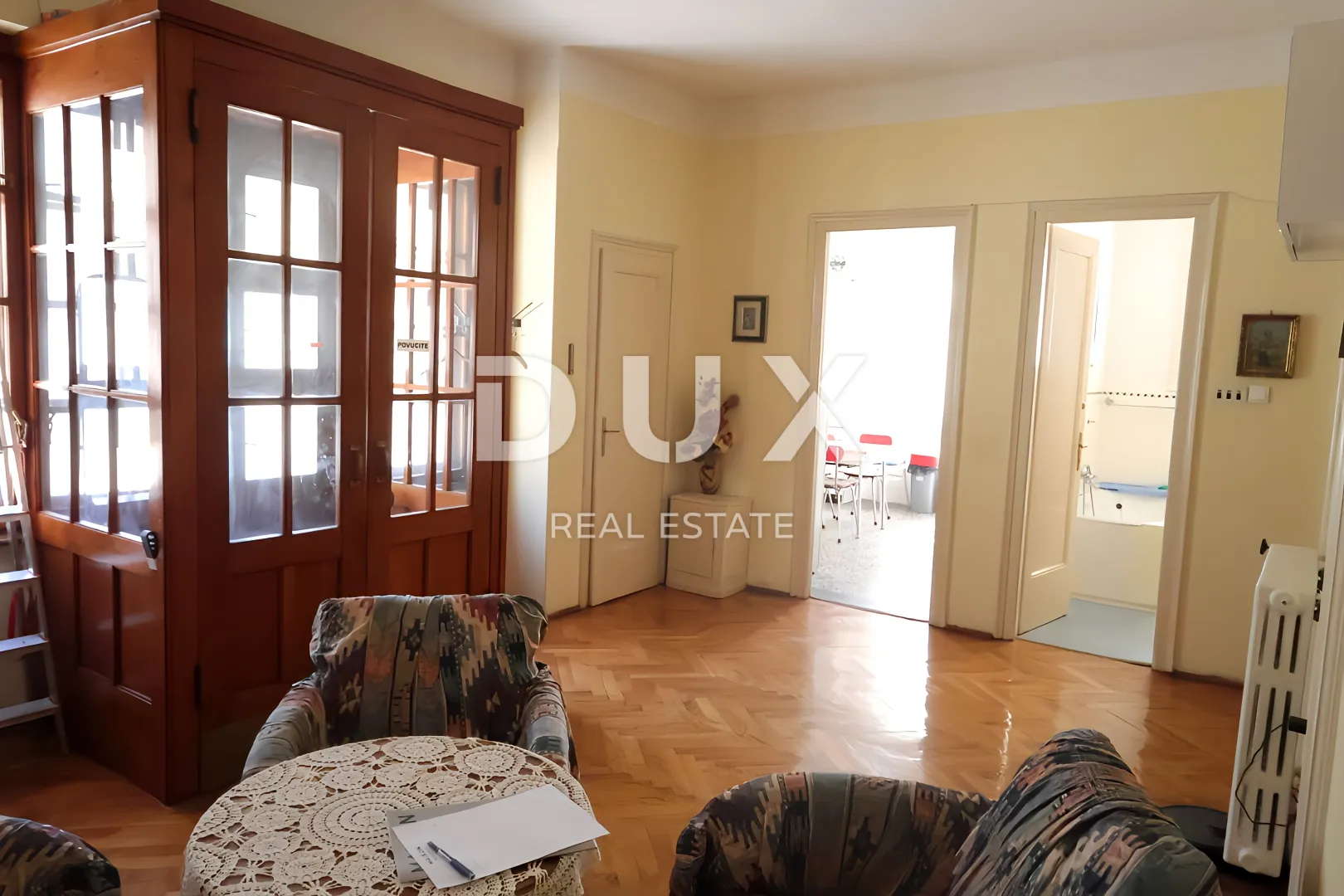 rijeka, pećine - samostojeća vila s pogledom na more - slika 9