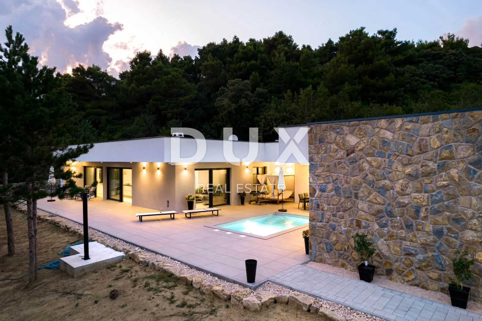 otok rab, palit - moderna vila s bazenom okružena prirodom - slika 8