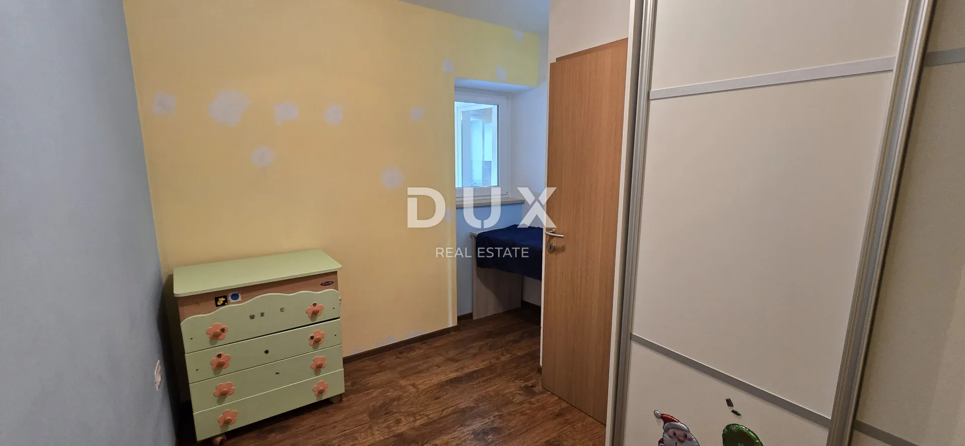istra, pazin - prostran stan s dva dodatna prostora i vrtom - 2 stambene jedinice - slika 17