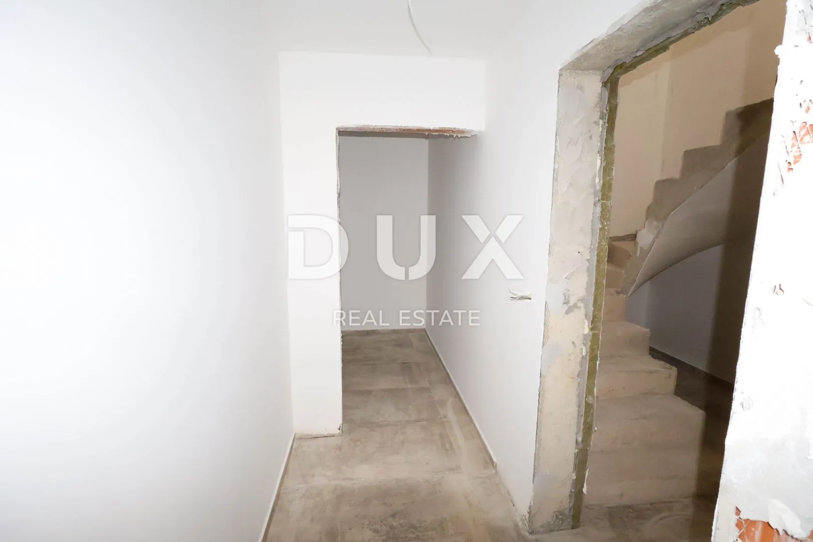 novalja, jakišnica - luksuzan stan s bazenom i vrtom, 123m2 - slika 28